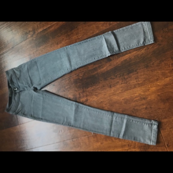 Pants - Gray skinny pants